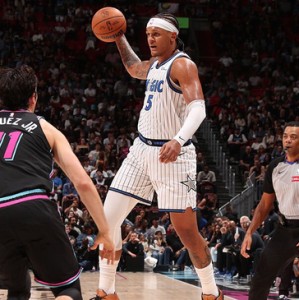 米乐M6娱乐-班凯罗27+8阿德巴约20+7 魔术险胜热火7连胜|雅克|北京|巴姆-阿德巴约|巴姆·阿德巴约|德雷克·鲍威尔_新浪体育_新浪新闻