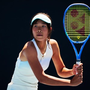 米乐M6娱乐-2-1进决赛冲冠！中国女网又一15岁新星崛起：8朵小花看齐郑钦文